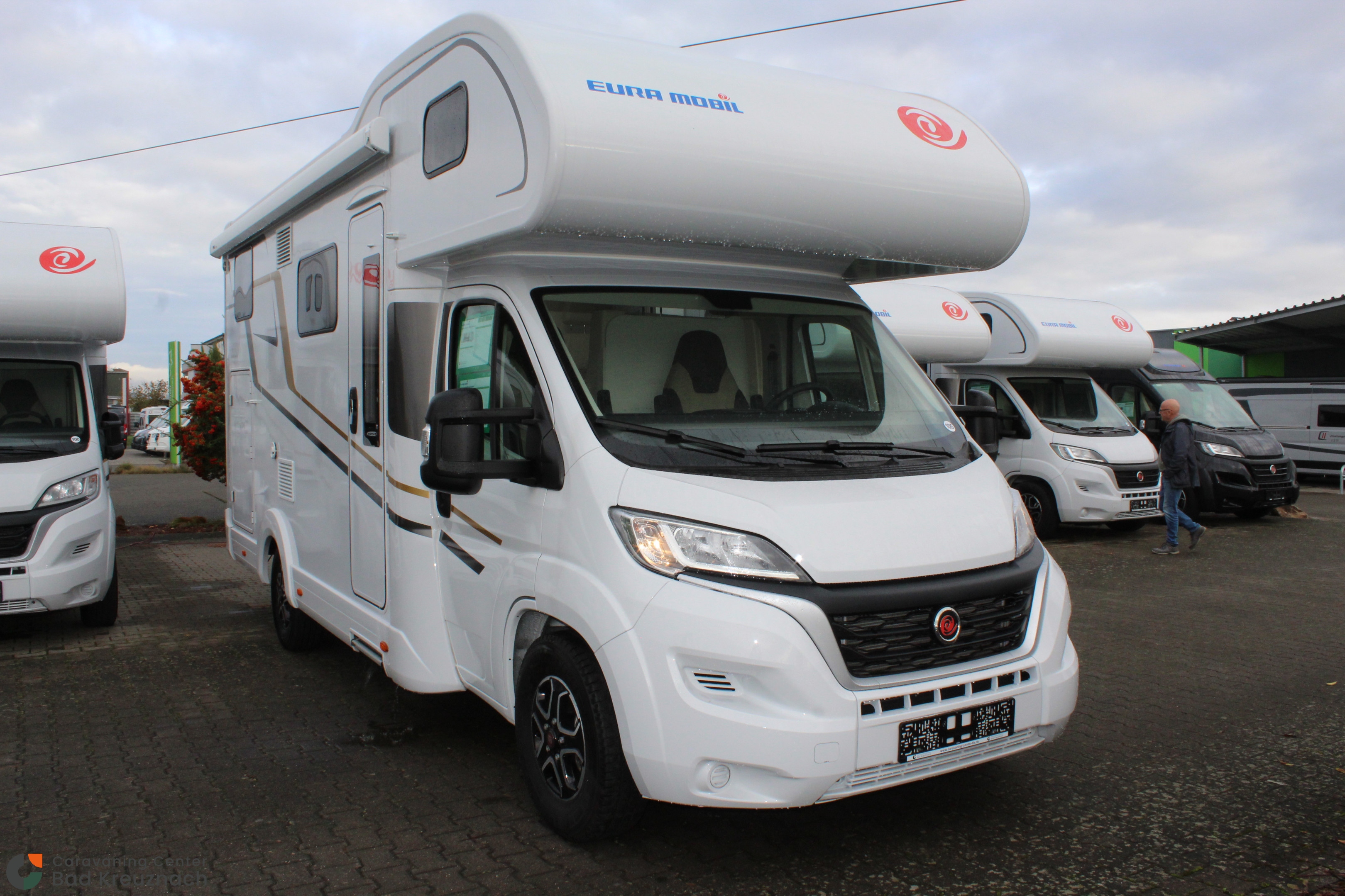 [general.product.image.short] 1 - Eura Mobil Activa One 690 HB *Maxifahrwerk*Lithium