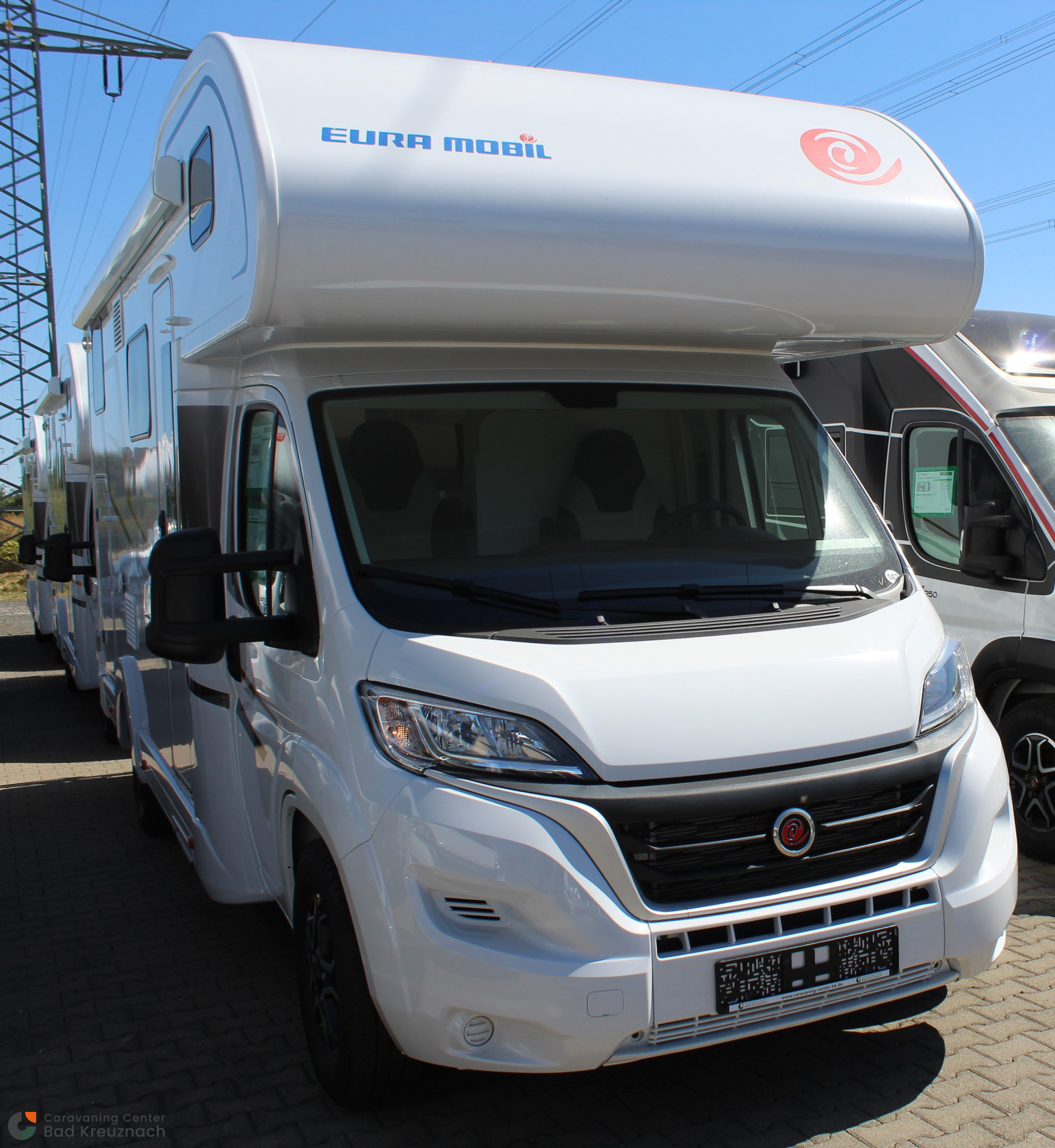 [general.product.image.short] 1 - Eura Mobil Activa One 690 HB Maxifahrwerk 2024