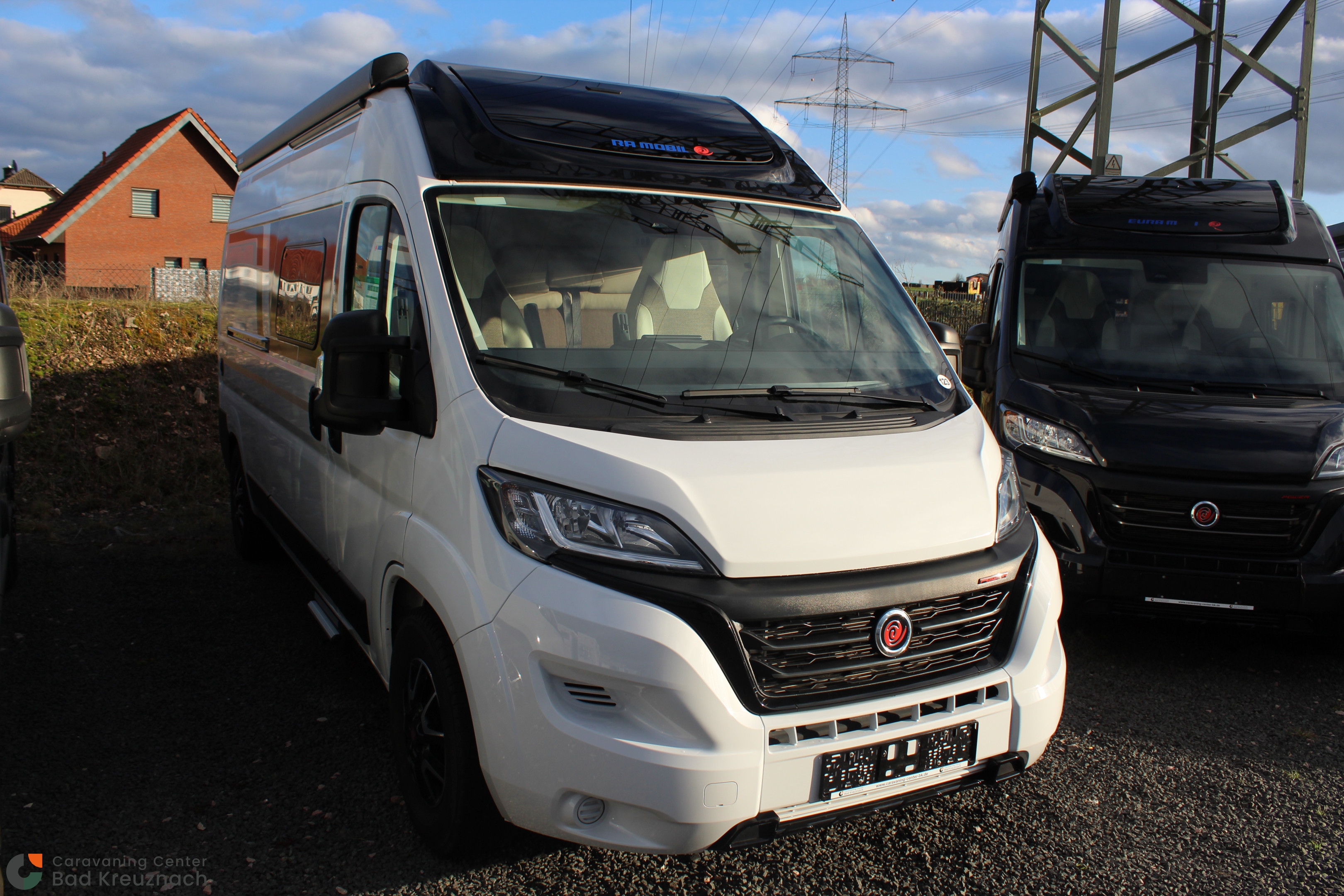 [general.product.image.short] 1 - Eura Mobil Van 595 HB 2024