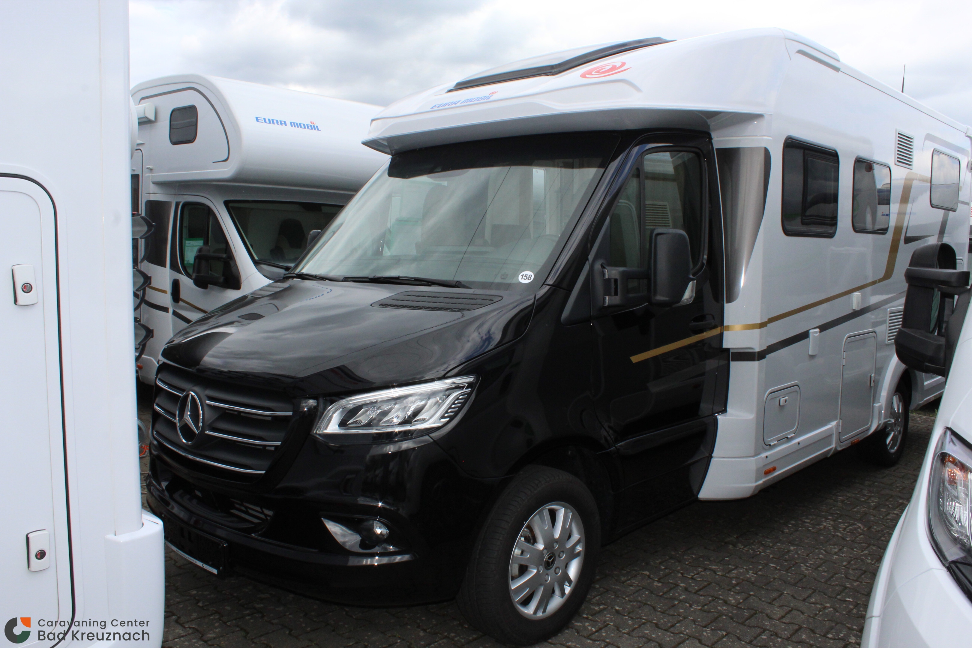 [general.product.image.short] 1 - Eura Mobil Profila T 696 EB*Mercedes*Anschlußgaran