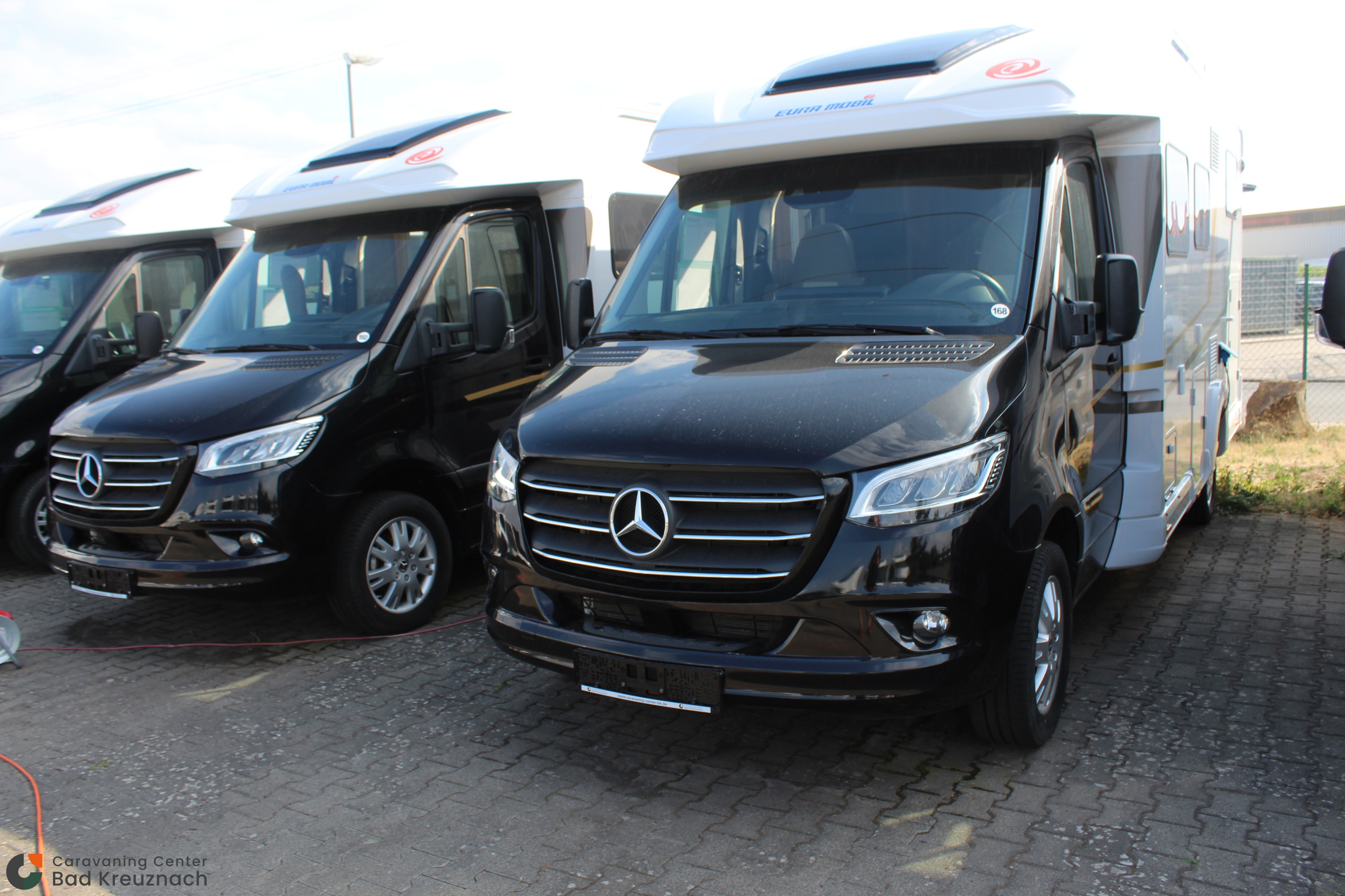 [general.product.image.short] 1 - Eura Mobil Profila T 696 EB*Mercedes* Anschlußgara