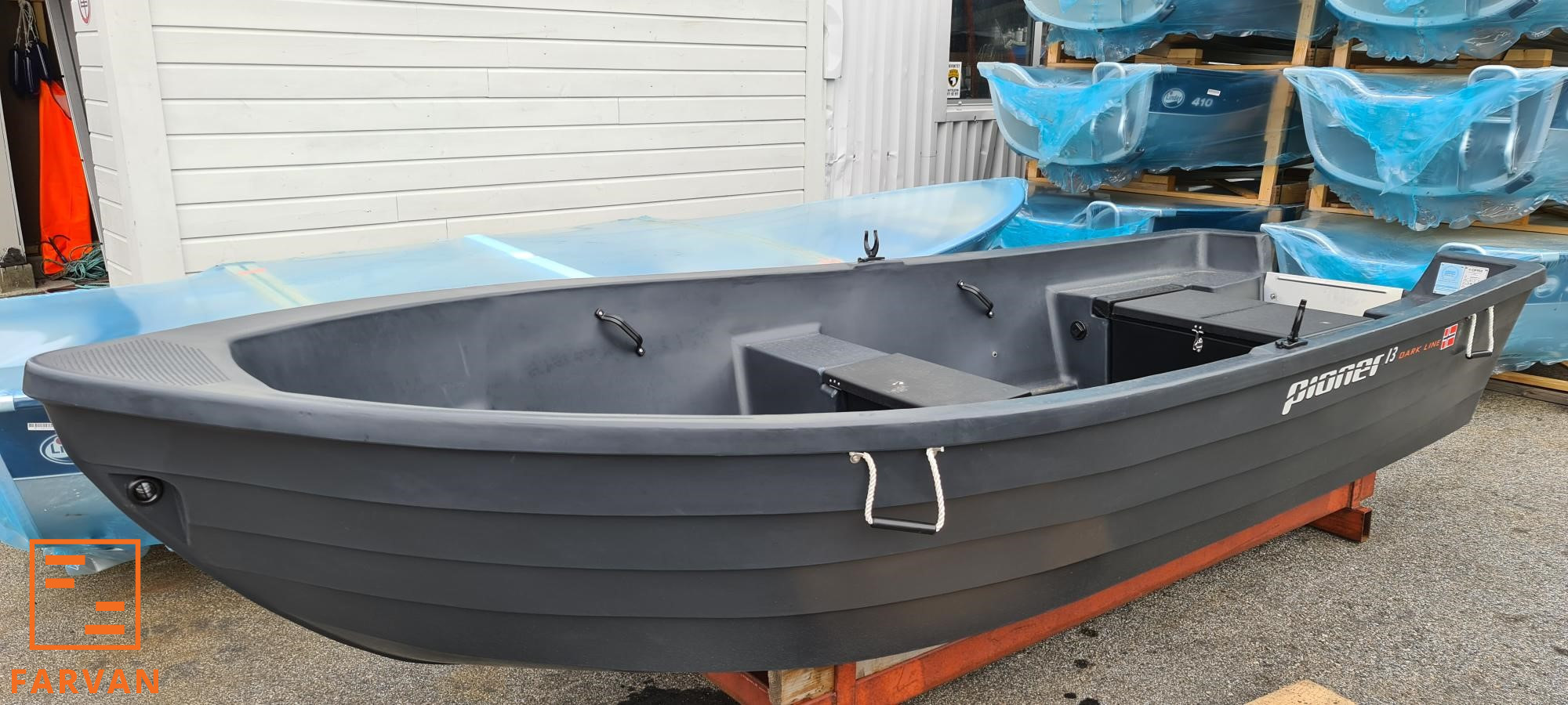 [general.product.image.short] 1 - Pioner 13 m/8'' årer, mørk grå 2026